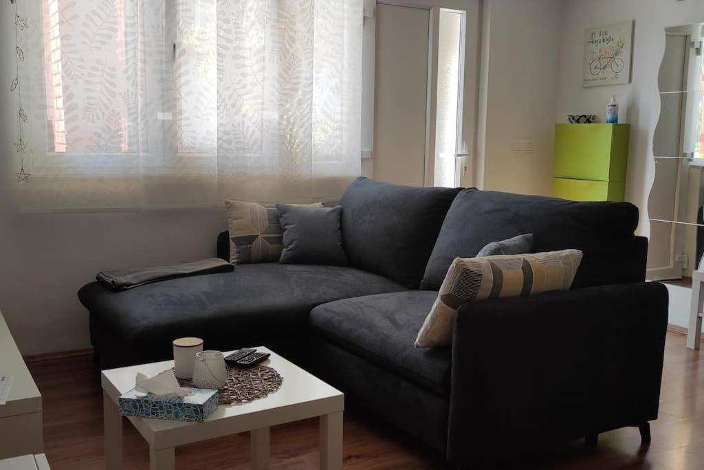 Modern Apartment In โปเรช ภายนอก รูปภาพ