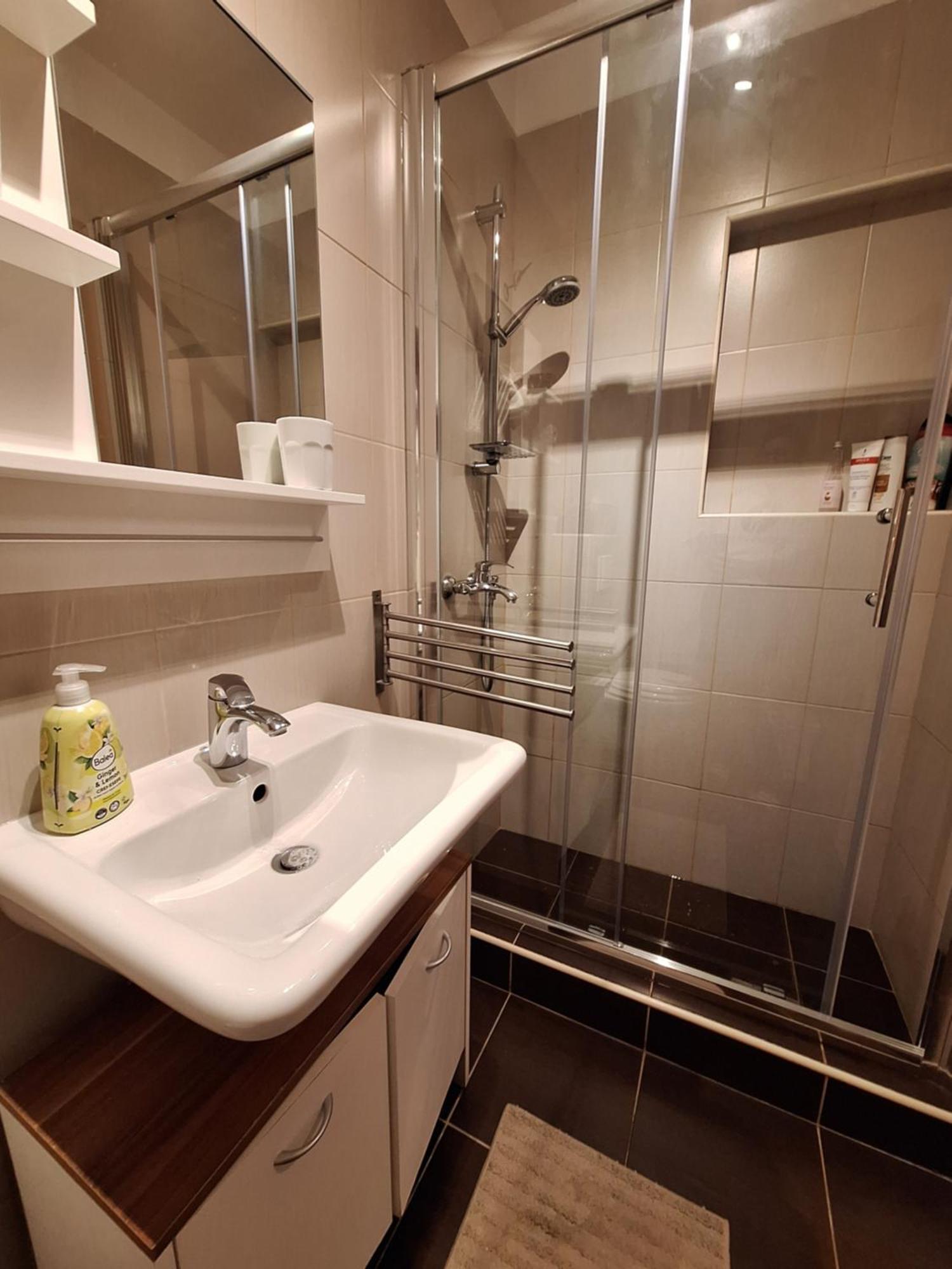 Modern Apartment In โปเรช ภายนอก รูปภาพ
